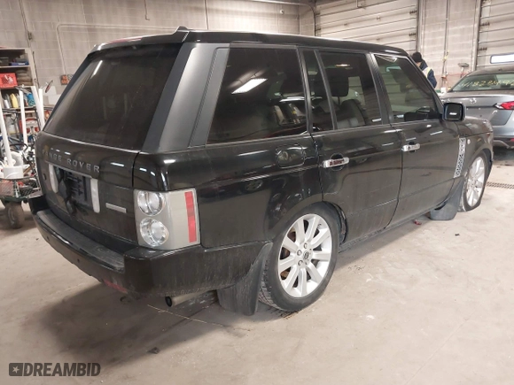 2008 Land Rover Range Rover SC with VIN SALMF13418A290834, listed as a IAAI auction lot 41833608 with 184,122 mi miles. Bid and sale history available at carsss.com. Image 4.