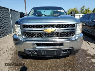 2013 Chevrolet Silverado 3500HD Work Truck with VIN 1GC3CZCG7DF228985, listed as a Copart auction lot 71725734 with 384,432 mi miles and Clean Title. Bid and sale history available at carsss.com. Image 5.