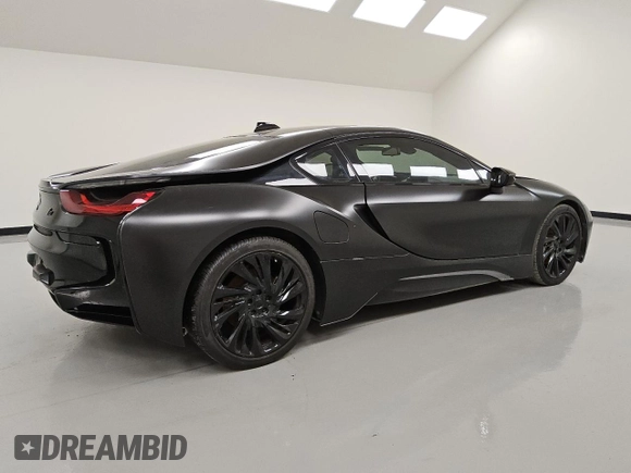 2016 BMW i8 with VIN WBY2Z2C55GV676098, listed as a Copart auction lot 52350665 with 38,649 mi miles and Clean Title. Bid and sale history available at carsss.com. Image 3.