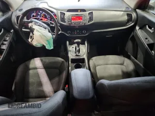 2013 Kia Sportage LX z VIN KNDPBCA24D7443677, wystawiony jako Copart lot #58478685 z przebiegiem 293 092 mil mil oraz Szkoda całkowita • Salvage title. Historia ofert i sprzedaży dostępna na DreamBid. Obrazek 8.