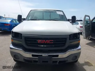 2006 GMC Sierra 2500HD Work Truck with VIN 1GTHC24U36E260455, listed as a IAAI auction lot 41753820 with 1 mi miles. Bid and sale history available at carsss.com. Image 11.