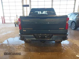 2024 Chevrolet Silverado 1500 RST with VIN 1GCUDEED8RZ213673, listed as a IAAI auction lot 41368235 with 8,675 mi miles. Bid and sale history available at carsss.com. Image 16.