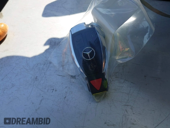 2013 Mercedes-Benz E 350 Luxury with VIN WDDHF5KB9DA728662, listed as a IAAI auction lot 42673110 with 102,824 mi miles and . Bid and sale history available at DreamBid. Image 11.