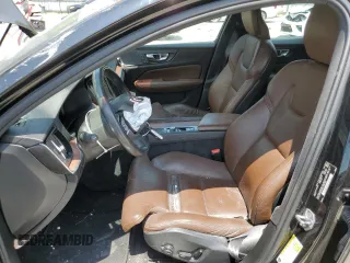 2021 Volvo S60 Inscription with VIN 7JRA22TL4MG091935, listed as a Copart auction lot 65112034 with 53,732 mi miles and Salvage Title. Bid and sale history available at carsss.com. Image 7.