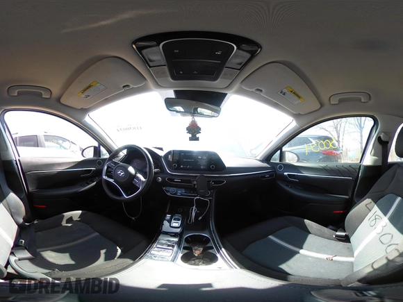 2020 Hyundai Sonata SEL z VIN 5NPEF4JA2LH060078, wystawiony jako IAAI lot #41830034 z przebiegiem 28 611 mil mil oraz . Historia ofert i sprzedaży dostępna na DreamBid. Obrazek 19.