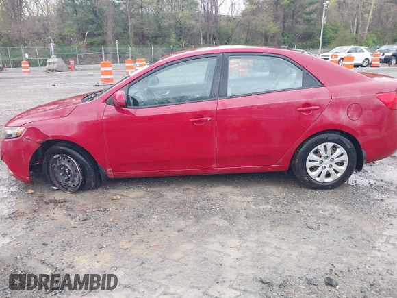 2013 Kia Forte EX with VIN KNAFU4A27D5729222, listed as a IAAI auction lot 42005687 with 124,785 mi miles. Bid and sale history available at carsss.com. Image 14.