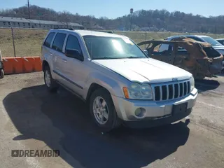 2007 Jeep Grand Cherokee Laredo z VIN 1J8GR48K67C543257, wystawiony jako IAAI lot #41733644 z przebiegiem 201 936 mil mil oraz . Historia ofert i sprzedaży dostępna na DreamBid. Obrazek 1.