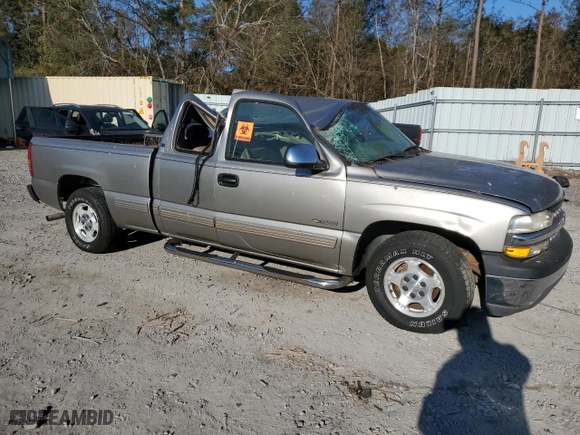 2002 Chevrolet Silverado 1500 LT with VIN 2GCEC19T821250979, listed as a Copart auction lot 82827974 with 219,131 mi miles and Salvage Title. Bid and sale history available at carsss.com. Image 4.