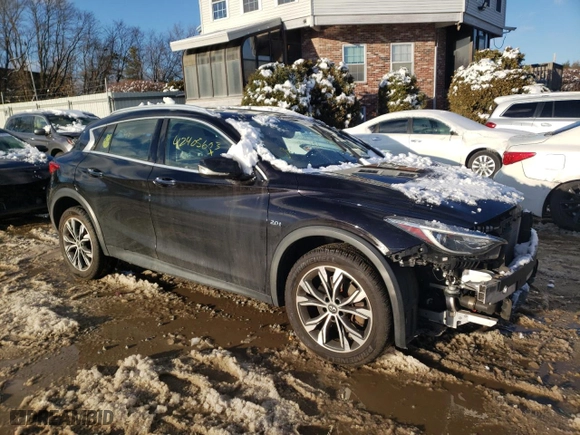 2018 Infiniti QX30 Premium with VIN SJKCH5CR3JA053023, listed as a Copart auction lot 42405603 with 126088 miles. Bid and sale history available at carsss.com. Image 4.