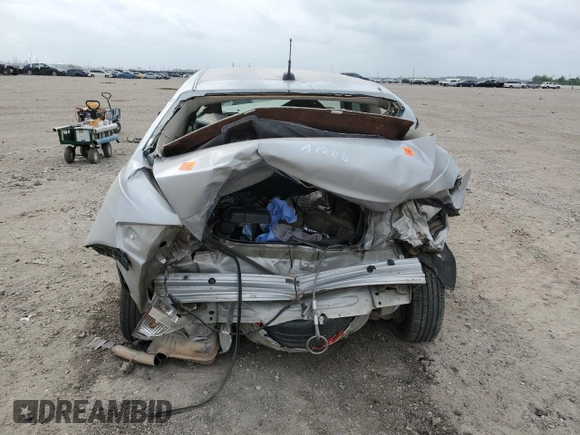 2008 Ford Focus SE z VIN 1FAHP33N98W188619, wystawiony jako Copart lot #49186014 z przebiegiem 139 888 mil mil oraz Szkoda całkowita • Salvage title. Historia ofert i sprzedaży dostępna na DreamBid. Obrazek 6.