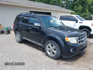 2012 Ford Escape XLT с VIN 1FMCU9DG3CKB84318, выставлен на аукционе IAAI как лот 42705765 с пробегом 171 157 миль миль и . История ставок и продаж доступна на DreamBid. Изображение 1.