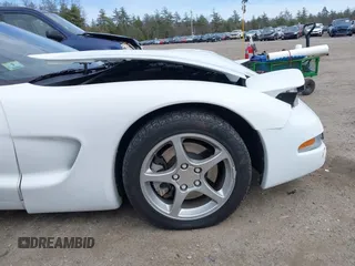 2000 Chevrolet Corvette with VIN 1G1YY12G7Y5115827, listed as a IAAI auction lot 41890391 with 38,815 mi miles. Bid and sale history available at carsss.com. Image 15.