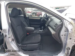 2017 Subaru Outback Premium z VIN 4S4BSACC9H3260921, wystawiony jako IAAI lot #42478160 z przebiegiem 158 703 mil mil oraz . Historia ofert i sprzedaży dostępna na DreamBid. Obrazek 5.