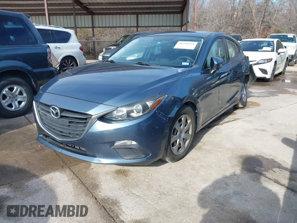 2014 Mazda 3 i Sport with VIN JM1BM1K77E1112860, listed as a IAAI auction lot 41331974 with 60,350 mi miles and . Bid and sale history available at carsss.com. Image 18.