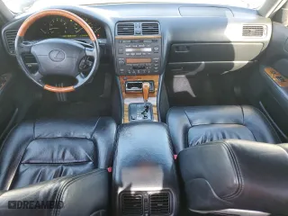 1999 Lexus LS 400 Luxury Sdn with VIN JT8BH28FXX0156478, listed as a Copart auction lot 88550685 with 310,182 mi miles and Clean Title. Bid and sale history available at carsss.com. Image 8.