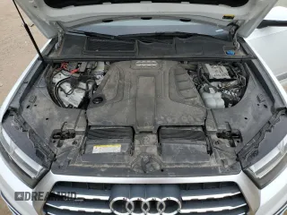 2018 Audi Q7 Premium Plus z VIN WA1LHAF78JD005788, wystawiony jako Copart lot #60714865 z przebiegiem 125 988 mil mil oraz Szkoda całkowita • Salvage title. Historia ofert i sprzedaży dostępna na DreamBid. Obrazek 11.