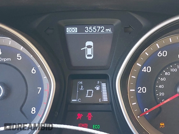 2016 Hyundai Elantra z VIN KMHD35LHXGU275560, wystawiony jako IAAI lot #42102381 z przebiegiem 35 572 mil mil oraz . Historia ofert i sprzedaży dostępna na DreamBid. Obrazek 15.