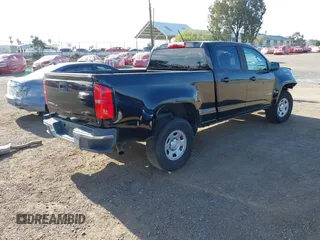 2020 Chevrolet Colorado 4WD Work Truck z VIN 1GCGTBENXL1212795, wystawiony jako IAAI lot #42249330 z przebiegiem 46 900 mil mil oraz . Historia ofert i sprzedaży dostępna na DreamBid. Obrazek 4.