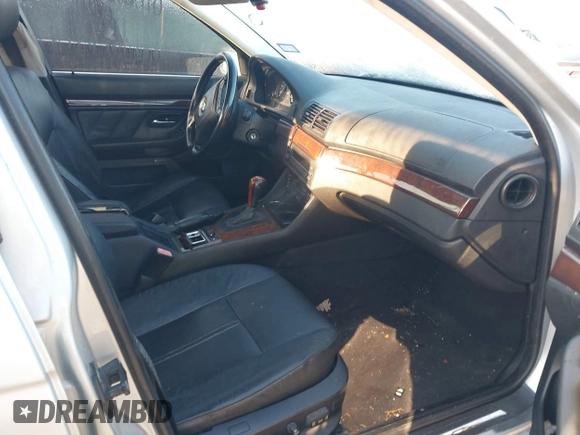 2003 BMW 5 Series 530iA with VIN WBADT63473CK43752, listed as a IAAI auction lot 41715507 with 1 mi miles. Bid and sale history available at carsss.com. Image 5.
