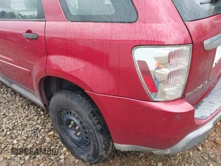 2006 Chevrolet Equinox LS with VIN 2CNDL13F766055149, listed as a IAAI auction lot 41870455 with 190,943 mi miles. Bid and sale history available at carsss.com. Image 13.