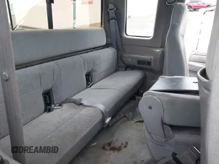 1996 Ford F-250 z VIN 1FTHX26F8TEB61614, wystawiony jako IAAI lot #42255763 z przebiegiem Nie podano mil oraz . Historia ofert i sprzedaży dostępna na DreamBid. Obrazek 8.