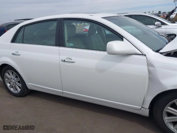 2009 Toyota Avalon XL with VIN 4T1BK36B69U348612, listed as a IAAI auction lot 38961500 with NaN miles. Bid and sale history available at carsss.com. Image 14.