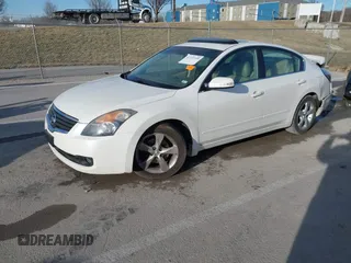 2008 Nissan Altima 3.5 SE with VIN 1N4BL21E38C162565, listed as a IAAI auction lot 41722199 with 205,992 mi miles. Bid and sale history available at carsss.com. Image 17.