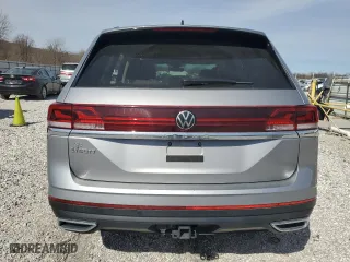 2024 Volkswagen Atlas 2.0T SE w/Technology with VIN 1V2JR2CA7RC558657, listed as a Copart auction lot 47954935 with 23,369 mi miles and Salvage Title. Bid and sale history available at carsss.com. Image 6.