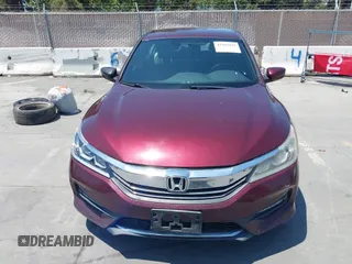 2016 Honda Accord Sport z VIN 1HGCR2F52GA128487, wystawiony jako IAAI lot #42465955 z przebiegiem Nie podano mil oraz . Historia ofert i sprzedaży dostępna na DreamBid. Obrazek 6.