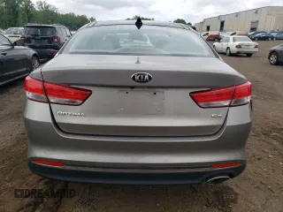 2016 Kia Optima EX z VIN 5XXGU4L3XGG071893, wystawiony jako Copart lot #62540165 z przebiegiem 12 781 mil mil oraz Szkoda całkowita • Salvage title. Historia ofert i sprzedaży dostępna na DreamBid. Obrazek 6.