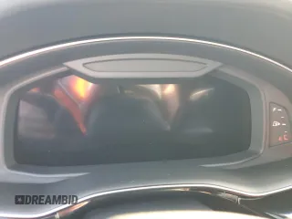 2024 Audi RS Q8 z VIN WU1ARBF17RD005470, wystawiony jako Copart lot #74325144 z przebiegiem Nie podano mil oraz Szkoda całkowita • Salvage title. Historia ofert i sprzedaży dostępna na DreamBid. Obrazek 9.