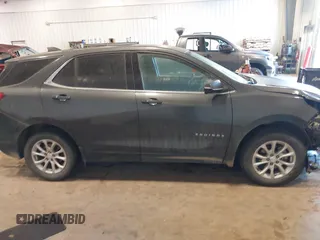 2018 Chevrolet Equinox LT with VIN 3GNAXSEV0JL374300, listed as a IAAI auction lot 41707240 with 166,462 mi miles. Bid and sale history available at carsss.com. Image 13.