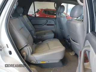 2005 Toyota Sequoia Limited with VIN 5TDZT38A25S263835, listed as a IAAI auction lot 41412563 with 284,551 mi miles and . Bid and sale history available at DreamBid. Image 8.
