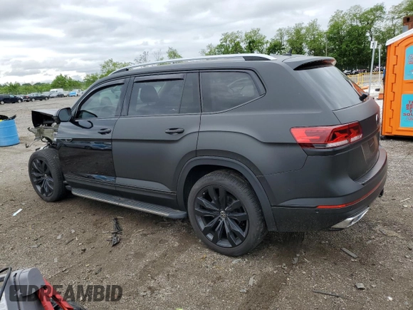 2022 Volkswagen Atlas SEL Premium R-Line with VIN 1V2FR2CA5NC522076, listed as a Copart auction lot 55854025 with 39,494 mi miles and Salvage title. Bid and sale history available at DreamBid. Image 2.