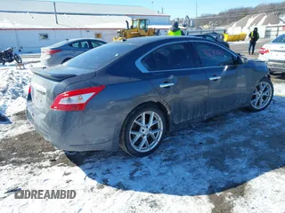 2009 Nissan Maxima SV z VIN 1N4AA51E49C850160, wystawiony jako IAAI lot #41630124 z przebiegiem 178 452 mil mil oraz . Historia ofert i sprzedaży dostępna na DreamBid. Obrazek 4.