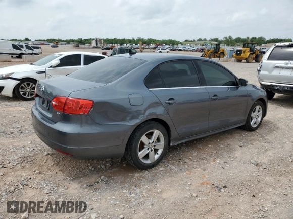 2014 Volkswagen Jetta TDI w/Premium with VIN 3VWLL7AJ7EM313598, listed as a Copart auction lot 54905595 with 162,036 mi miles and Salvage title. Bid and sale history available at DreamBid. Image 3.