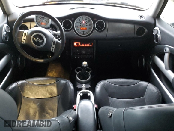 2003 MINI Hardtop S with VIN WMWRE33453TD66337, listed as a Copart auction lot 45058495 with 79,246 mi miles and Clean Title. Bid and sale history available at DreamBid. Image 8.