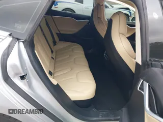 2017 Tesla Model S 100D с VIN 5YJSA1E28HF199687, выставлен на аукционе IAAI как лот 42353657 с пробегом 68 533 миль миль и . История ставок и продаж доступна на DreamBid. Изображение 8.