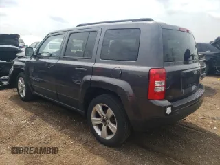 2015 Jeep Patriot Latitude with VIN 1C4NJPFB0FD264888, listed as a Copart auction lot 60201145 with 110,839 mi miles and Clean title. Bid and sale history available at DreamBid. Image 2.