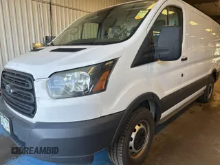 2016 Ford Transit Cargo z VIN 1FTYE1YM9GKB15647, wystawiony jako IAAI lot #42575776 z przebiegiem 235 520 mil mil oraz . Historia ofert i sprzedaży dostępna na DreamBid. Obrazek 17.