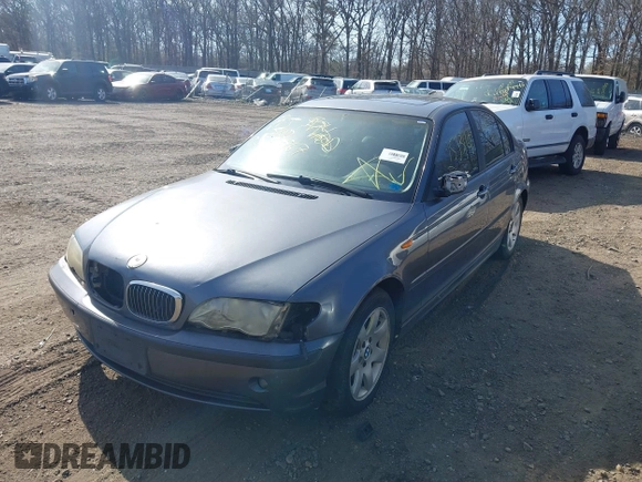 2003 BMW 3 Series 325i with VIN WBAAZ334X3PH35526, listed as a IAAI auction lot 42074943 with Not provided miles and . Bid and sale history available at DreamBid. Image 2.