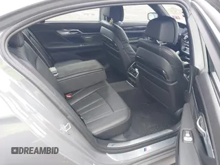 2020 BMW 7 Series 750i xDrive with VIN WBA7U2C04LGM27104, listed as a IAAI auction lot 41757796 with 10,174 mi miles and . Bid and sale history available at carsss.com. Image 8.
