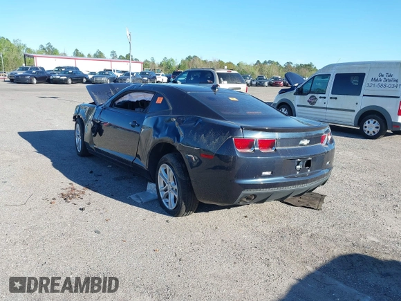 2013 Chevrolet Camaro LT with VIN 2G1FB1E31D9173348, listed as a IAAI auction lot 41832062 with Not provided miles and . Bid and sale history available at DreamBid. Image 3.