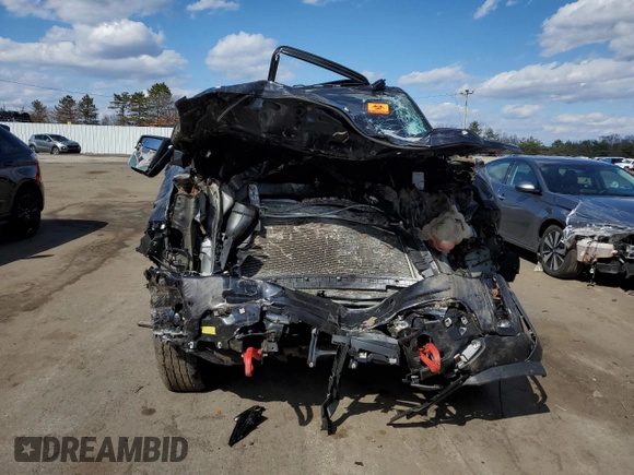 2024 GMC Sierra 2500HD AT4 z VIN 1GT49PE77RF264722, wystawiony jako Copart lot #49703595 z przebiegiem Nie podano mil oraz Szkoda całkowita • Salvage title. Historia ofert i sprzedaży dostępna na DreamBid. Obrazek 5.