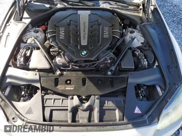2013 BMW 6 Series 650i xDrive with VIN WBA6B4C53DD098522, listed as a Copart auction lot 86896564 with 121,198 mi miles and Salvage Title. Bid and sale history available at carsss.com. Image 12.