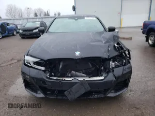 2022 BMW 5 Series 530i xDrive with VIN WBA13BJ07NCK90049, listed as a Copart auction lot 84477194 with 33,007 mi miles and Salvage Title. Bid and sale history available at carsss.com. Image 5.