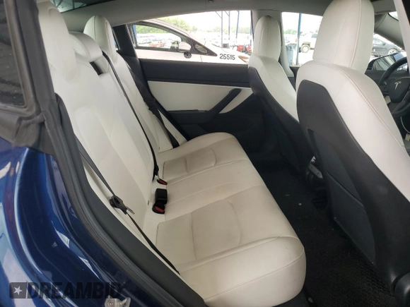 2019 Tesla Model 3 Mid Range z VIN 5YJ3E1EA1KF417900, wystawiony jako Copart lot #55310265 z przebiegiem 45 739 mil mil oraz Szkoda całkowita • Salvage title. Historia ofert i sprzedaży dostępna na DreamBid. Obrazek 10.