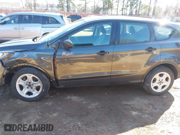 2018 Ford Escape S with VIN 1FMCU0F77JUA84538, listed as a IAAI auction lot 41611602 with 28,284 mi miles and . Bid and sale history available at carsss.com. Image 14.