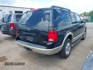 2005 Ford Explorer Eddie Bauer z VIN 1FMZU74K15UB12477, wystawiony jako IAAI lot #42779084 z przebiegiem 229 127 mil mil oraz . Historia ofert i sprzedaży dostępna na DreamBid. Obrazek 4.