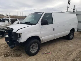 2013 Ford Econoline Cargo Commercial z VIN 1FTNE2EL8DDB01341, wystawiony jako Copart lot #43247025 z przebiegiem 146 232 mil mil oraz Szkody całkowita. Historia ofert i sprzedaży dostępna na DreamBid. Obrazek 1.
